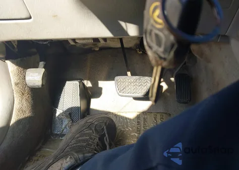 2003 Lexus Es 300 из США, поврежденный, VIN JTHBF30G930113096